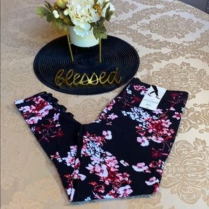 NWT MIXIT Legging Black Floral